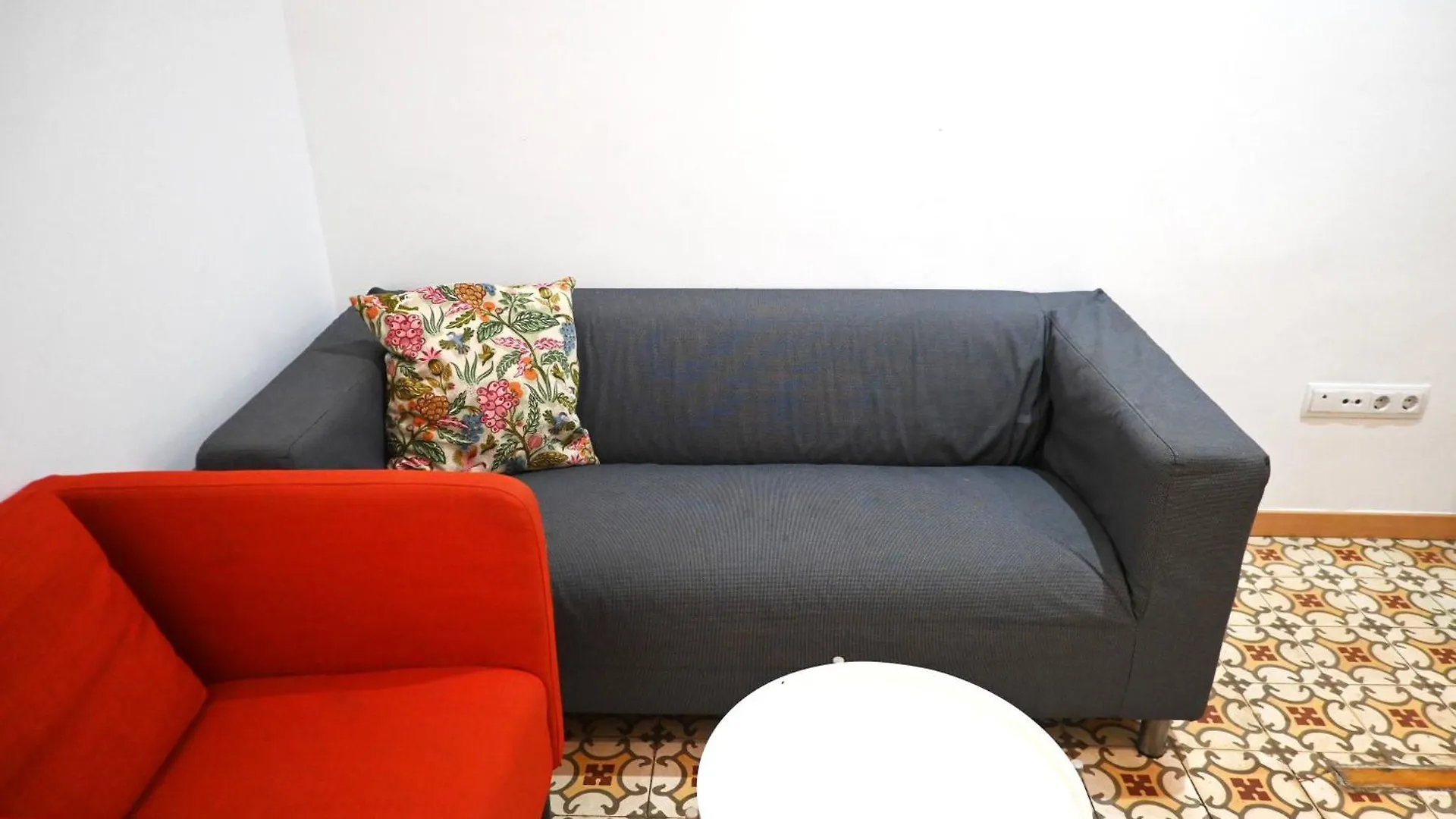 Apartment Homenfun Barcelona Sants Estacion Spain